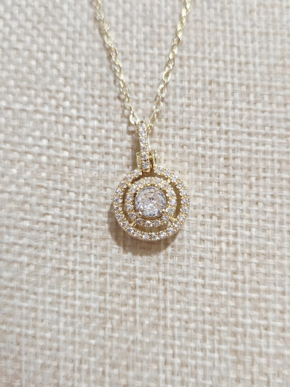 Gold Circle Halo Pendant Necklace - Women Jewelry